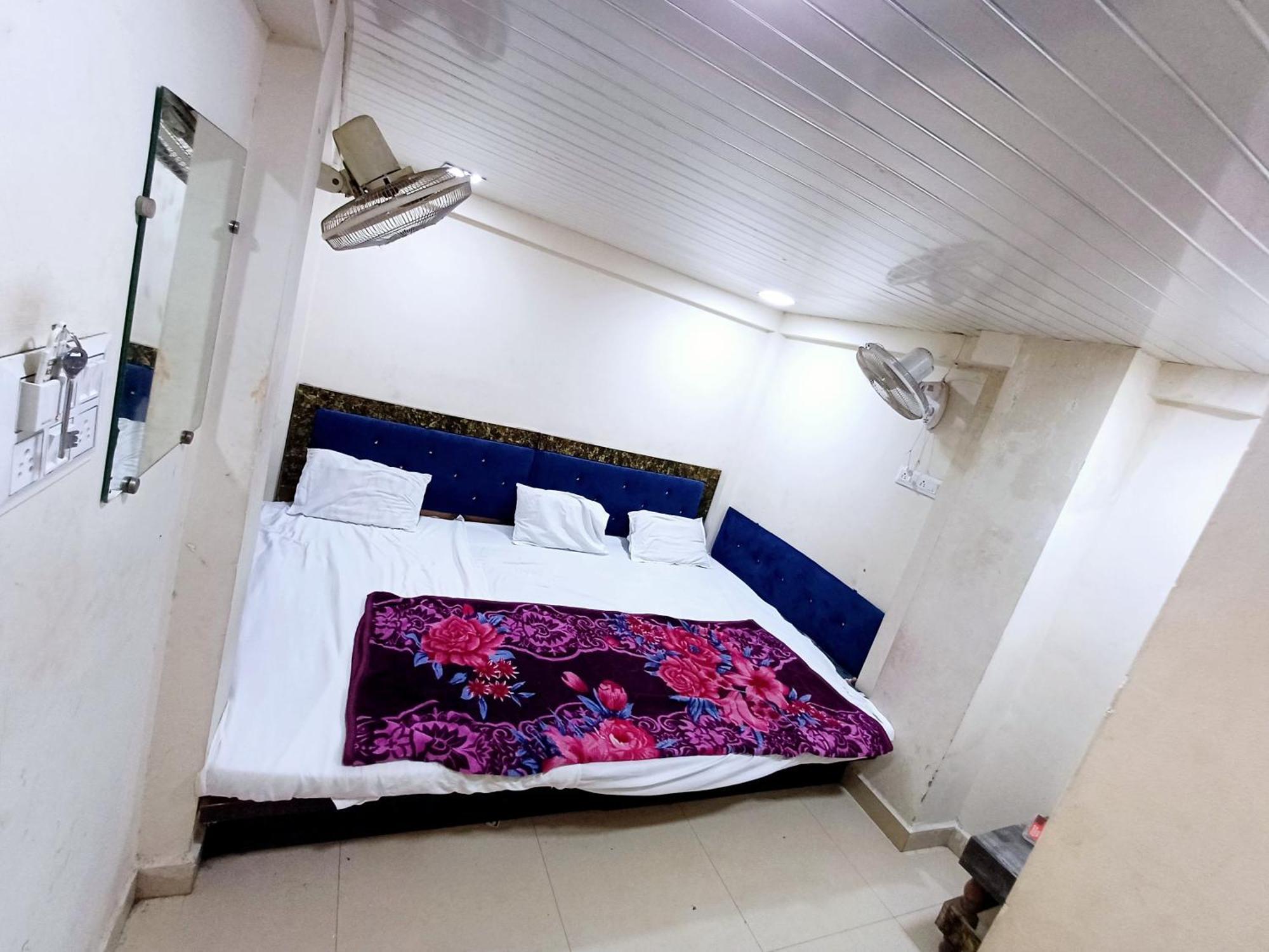 Hotel Blue Tower Inn Ujjain Εξωτερικό φωτογραφία